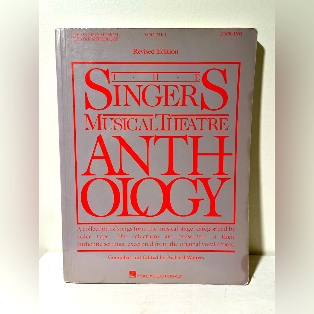 The Singer's Musical Theatre Anthology Book Soprano Volume‎ 2